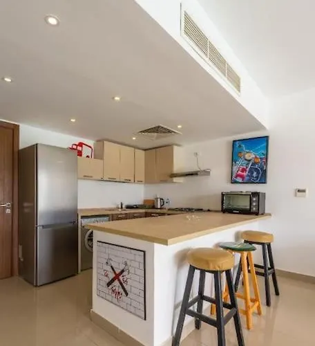 Luxury Flat On The Pool Эль-Гуна