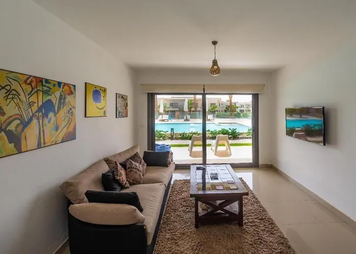 Luxury Flat On The Pool Эль-Гуна